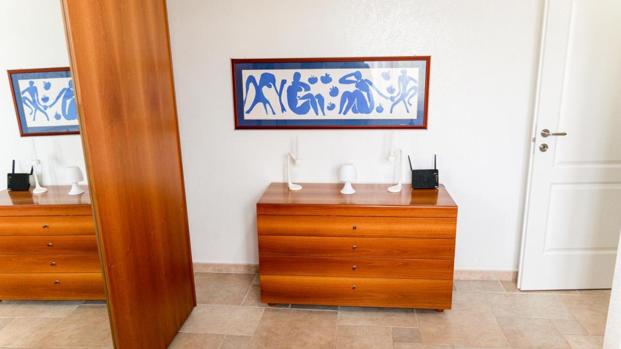 Villa Chanel Bellissima Villa Con Piscina Immersa Nella Valle D'Itria オストゥーニ エクステリア 写真