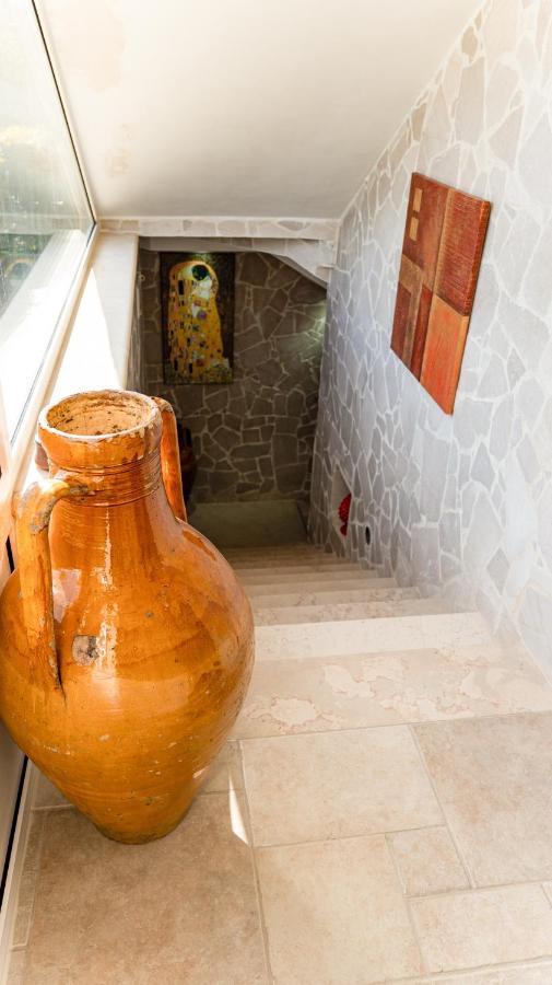 Villa Chanel Bellissima Villa Con Piscina Immersa Nella Valle D'Itria オストゥーニ エクステリア 写真