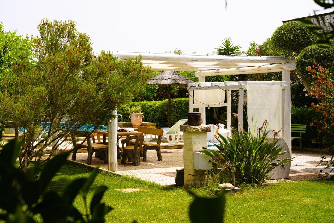Villa Chanel Bellissima Villa Con Piscina Immersa Nella Valle D'Itria オストゥーニ エクステリア 写真