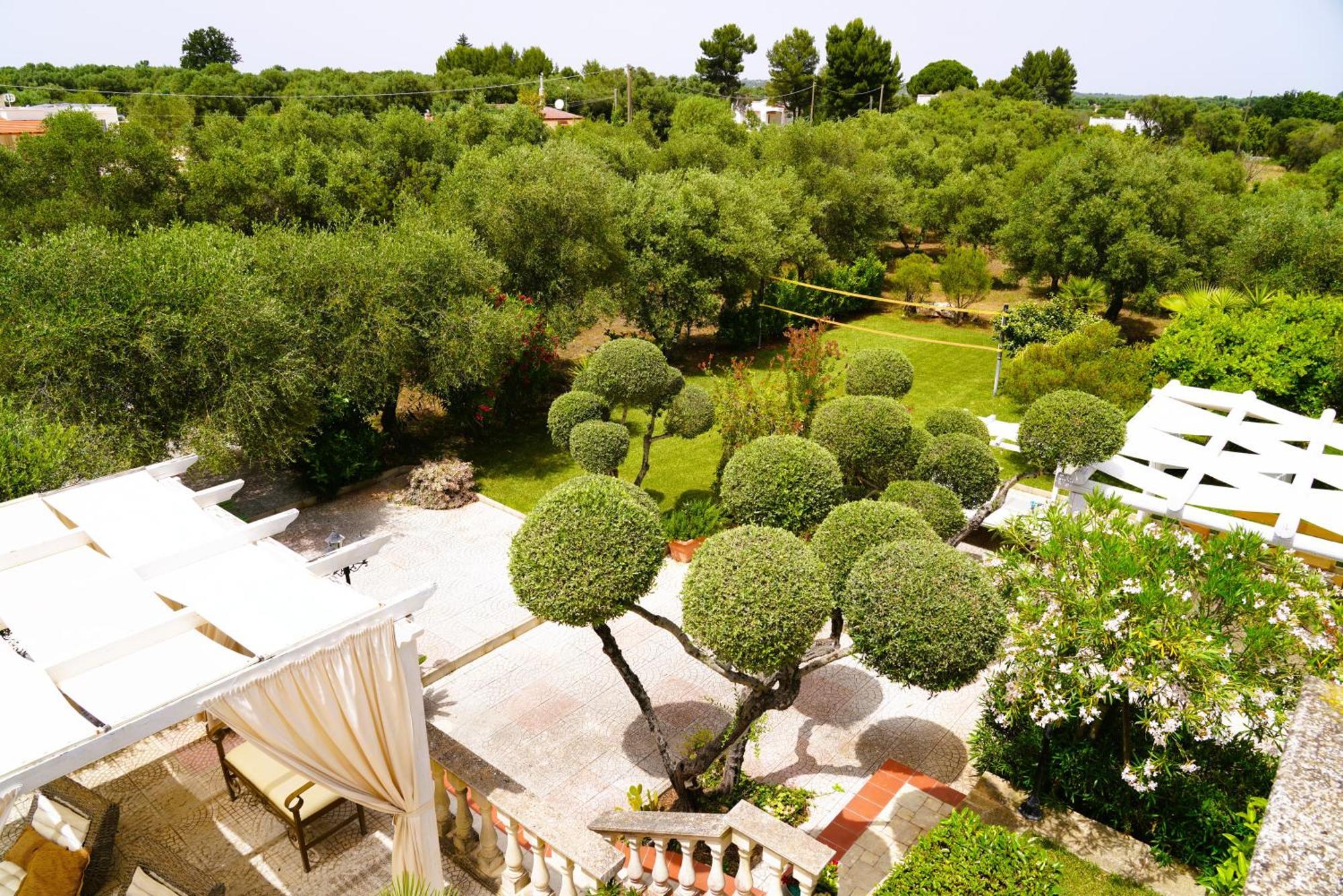 Villa Chanel Bellissima Villa Con Piscina Immersa Nella Valle D'Itria オストゥーニ エクステリア 写真